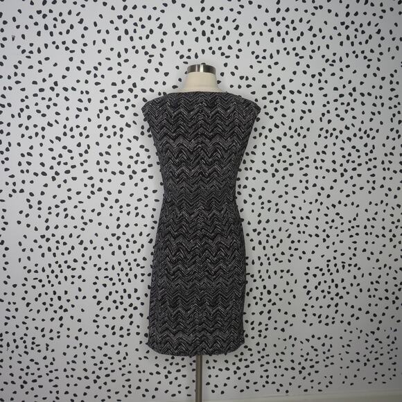 Chaps Black Chevron Print Sleeveless Sheath Dress - Picture 5 of 9